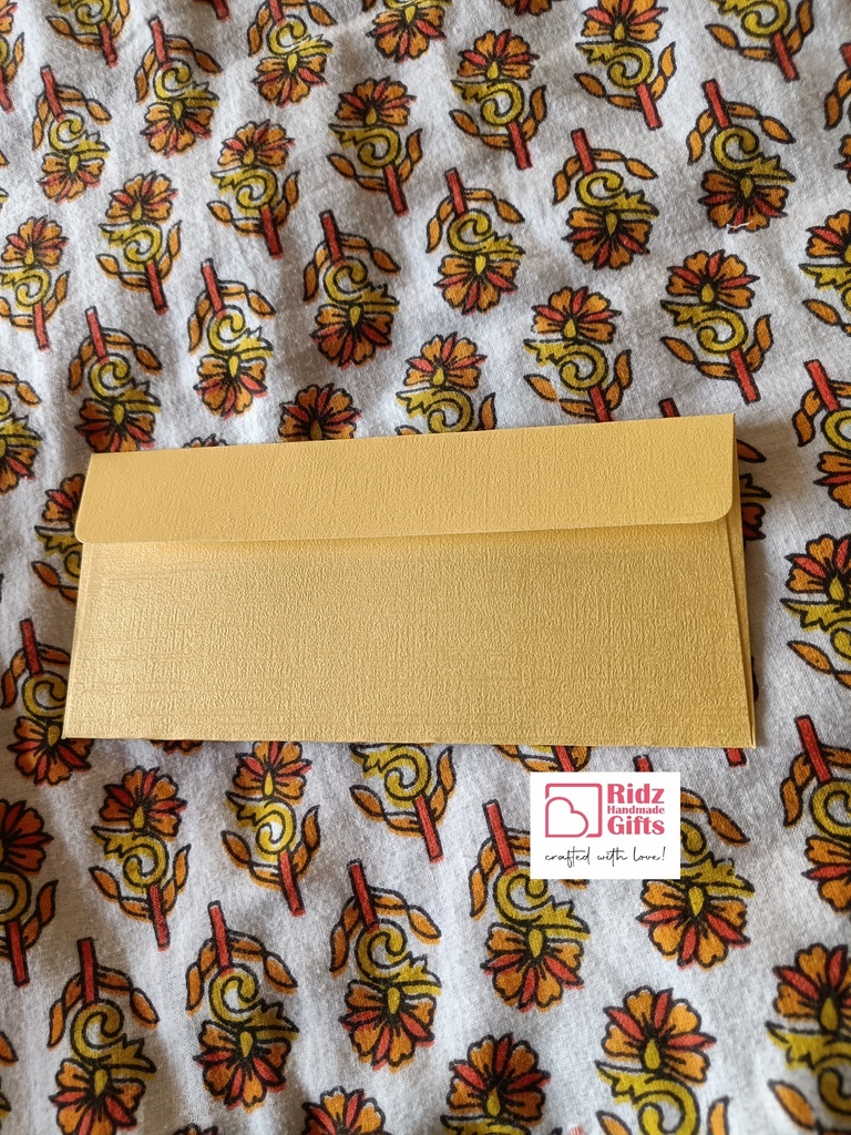 Red and Golden Bride and Groom Envelope