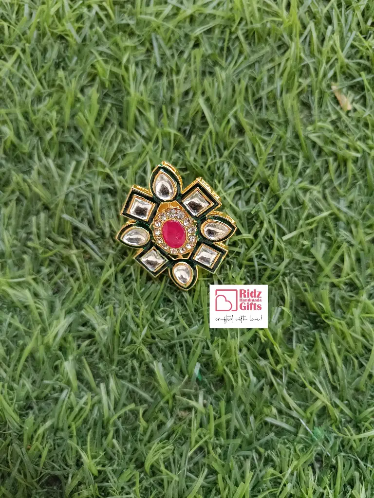 Diamond Shaped Kundan Adjustable Ring 