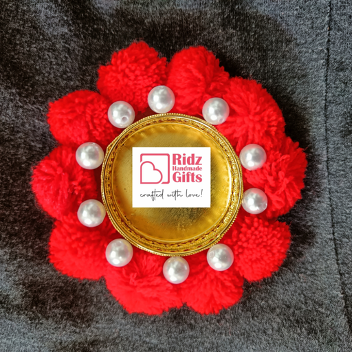 Pom Pom Tealight Candle Holder with Pearl